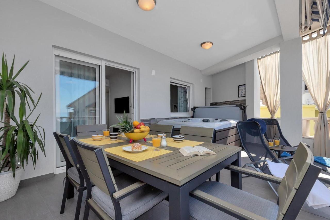Apartments Villa Joy Podgora Ngoại thất bức ảnh